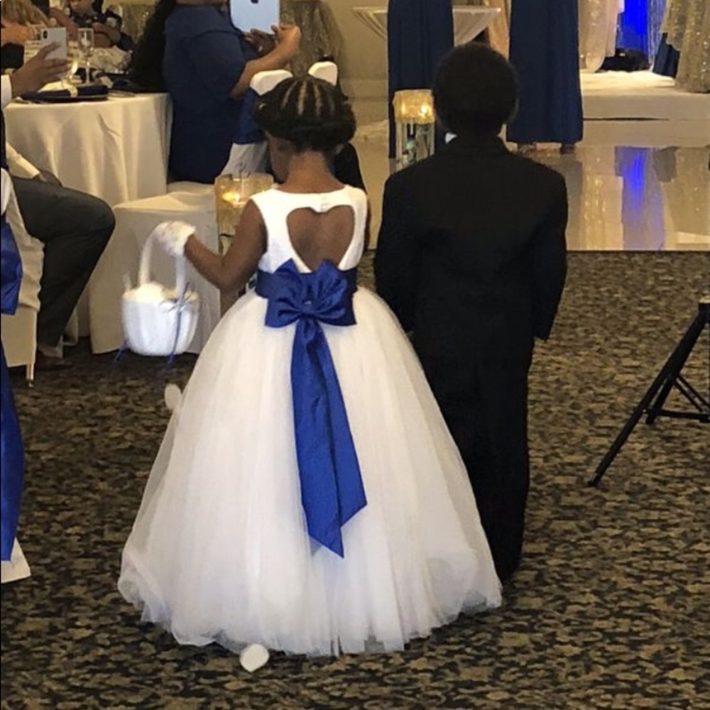 David’s Bridal Flower Girl Dress